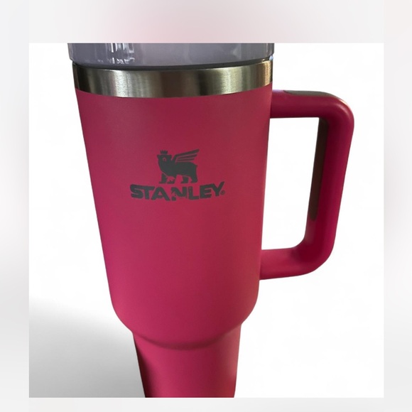 Stanley Fuchsia Travel Mug with Handle - Picture 6 of 8